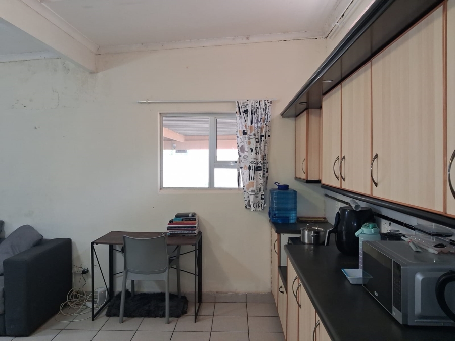 To Let 1 Bedroom Property for Rent in Selborne Eastern Cape